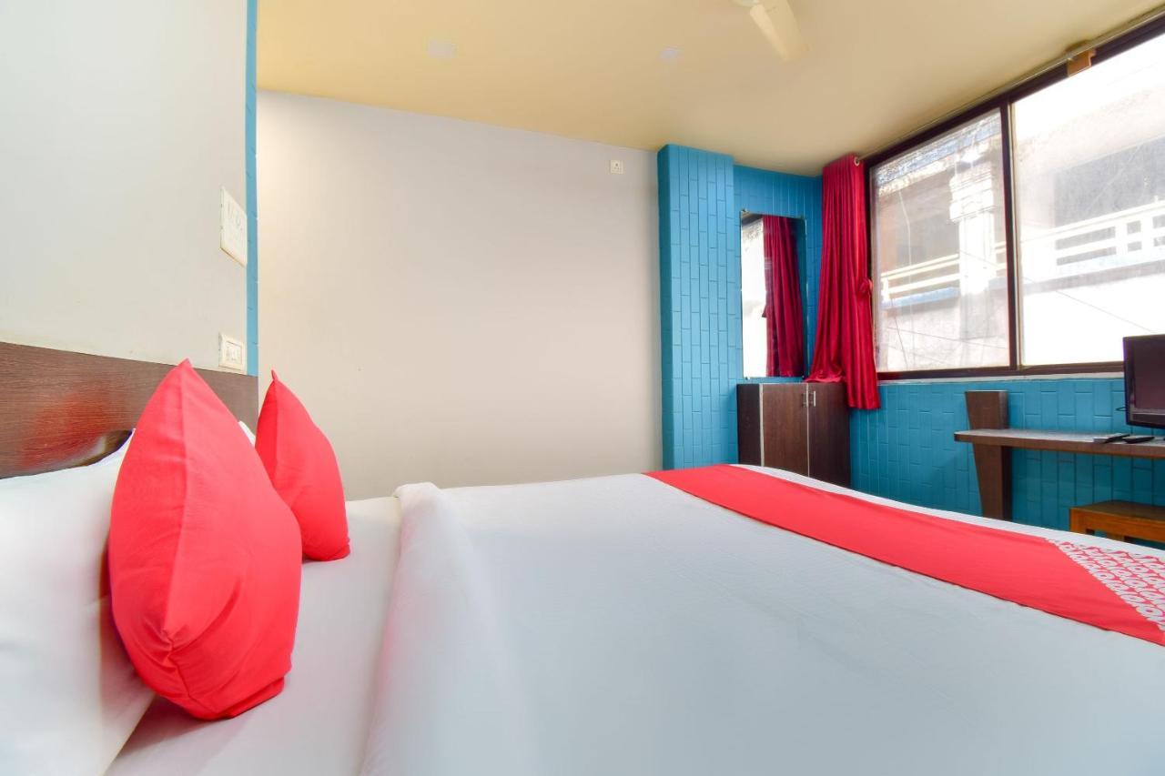 Oyo 67509 Hotel Tukson Narayangaon Extérieur photo